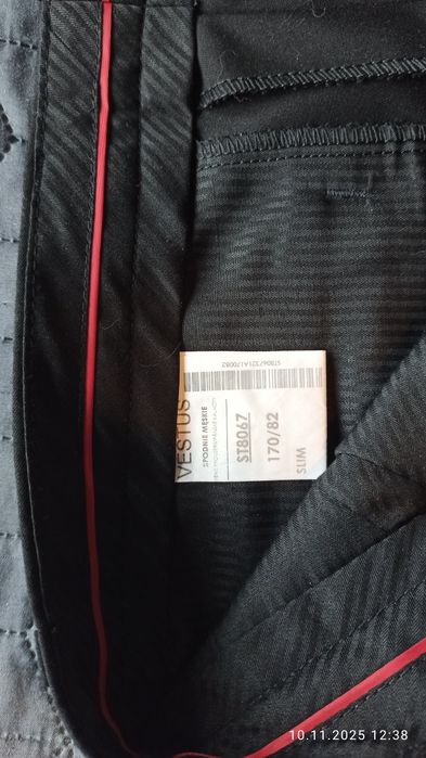 Sprzedam czarny garnitur Vestus męski + gratis koszula