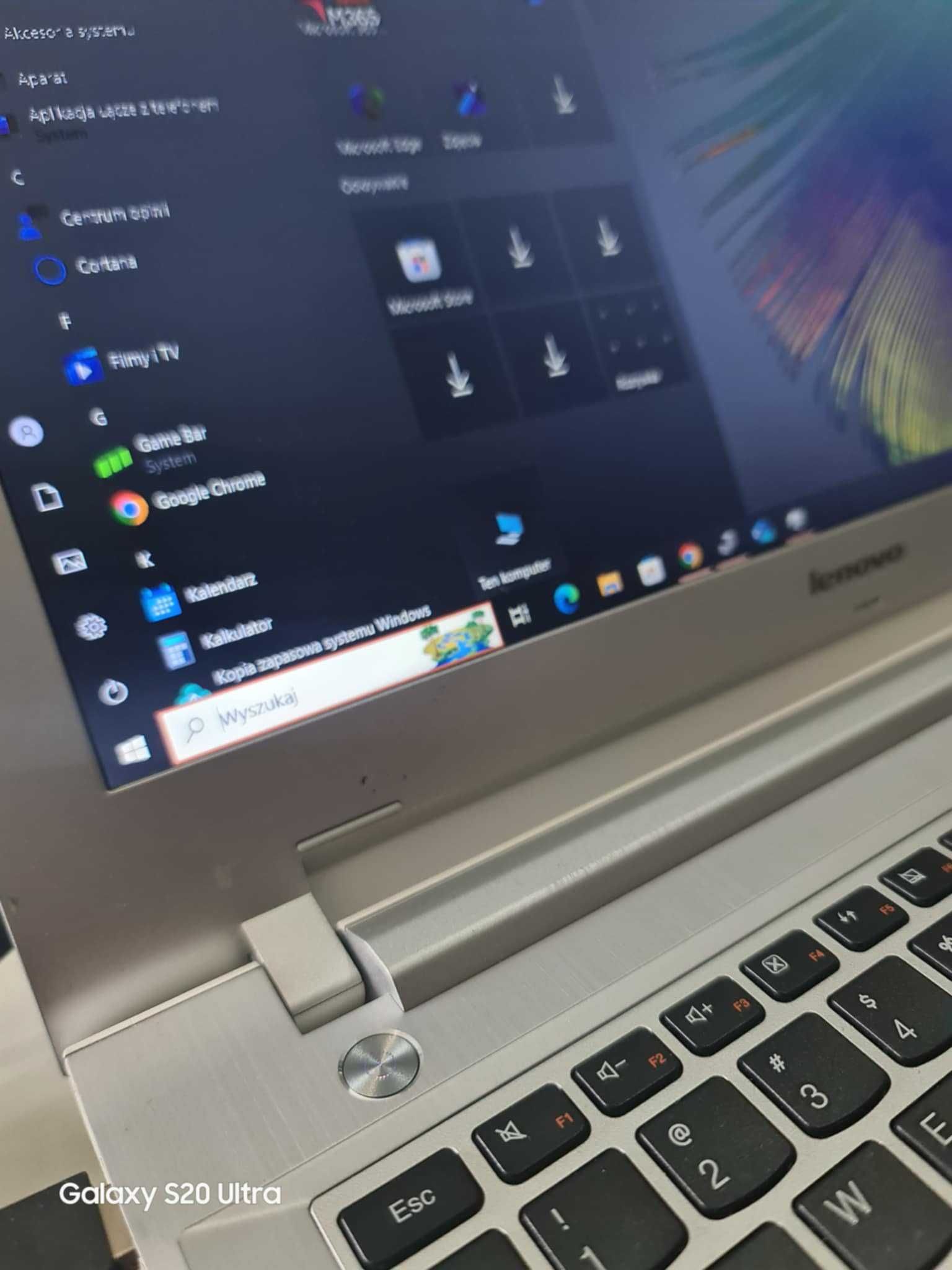 Laptop Lenovo i5 6200 4x2,80Ghz/intel UHD 520/FullHD Mat/DDR4