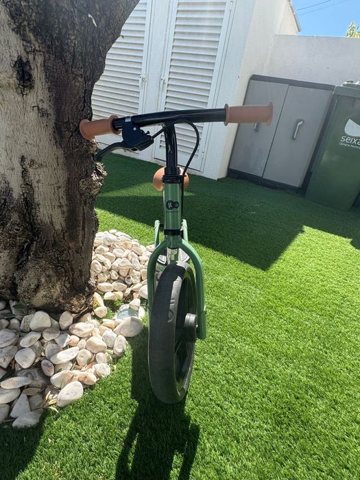 Bicicleta para crianca nova