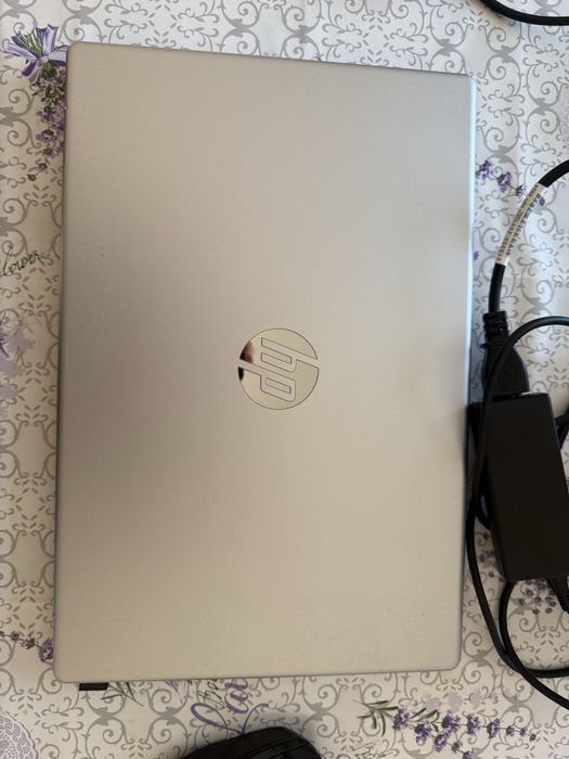 Computador HP 14 AMD Ryzen 16GB RAM 512GB