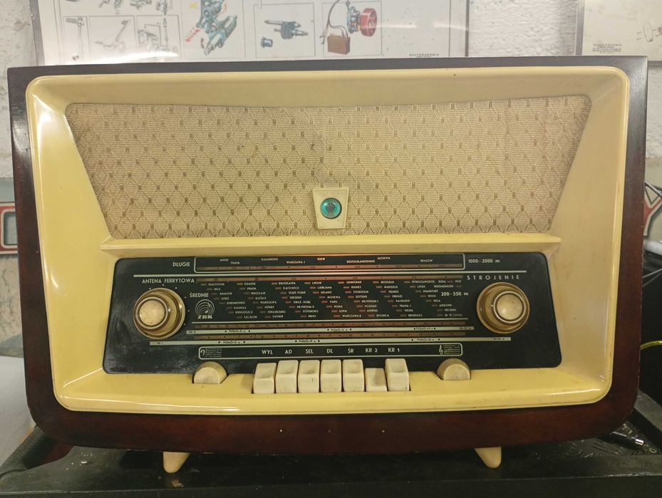 Piękne radio lampowe Tatry