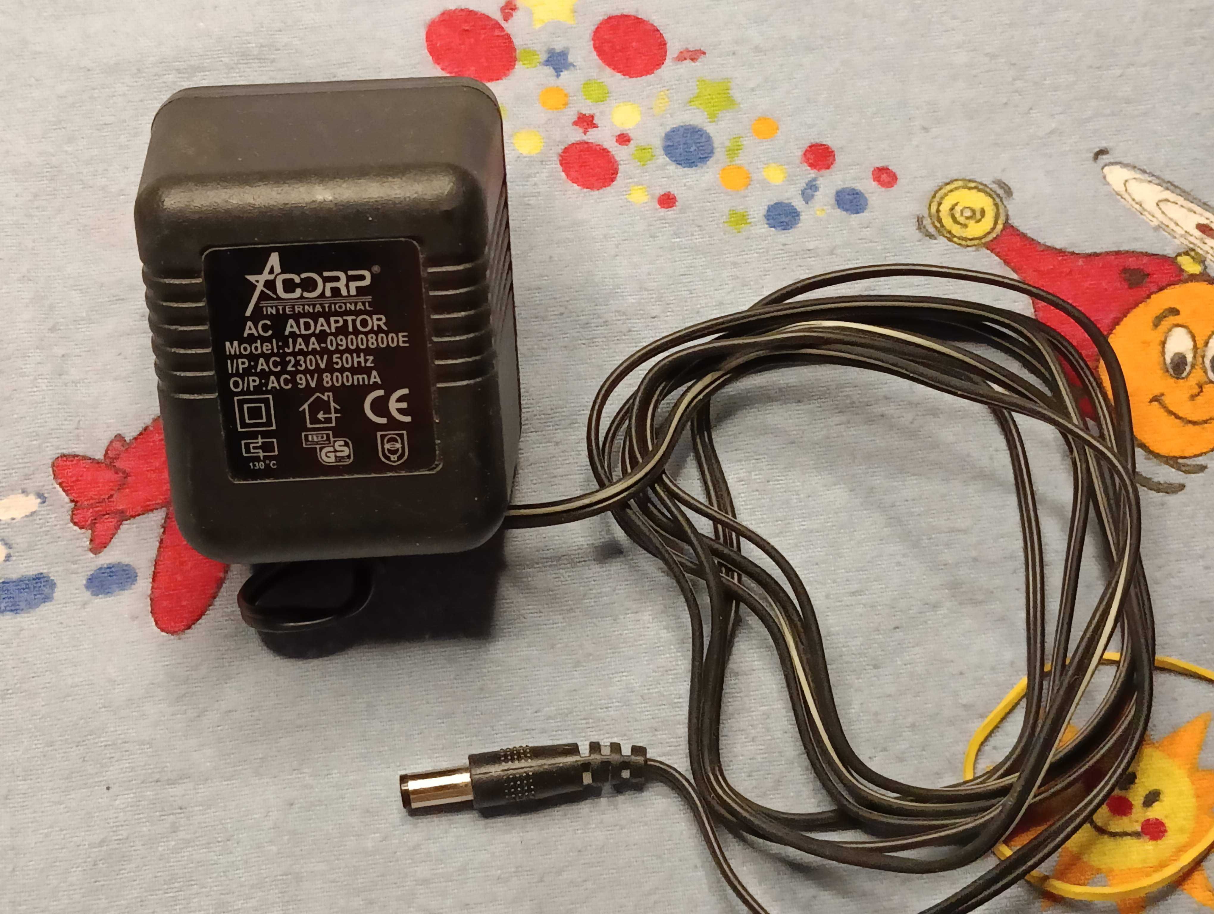Блок живлення питания 9V ~ 800mA JAA-0900800E