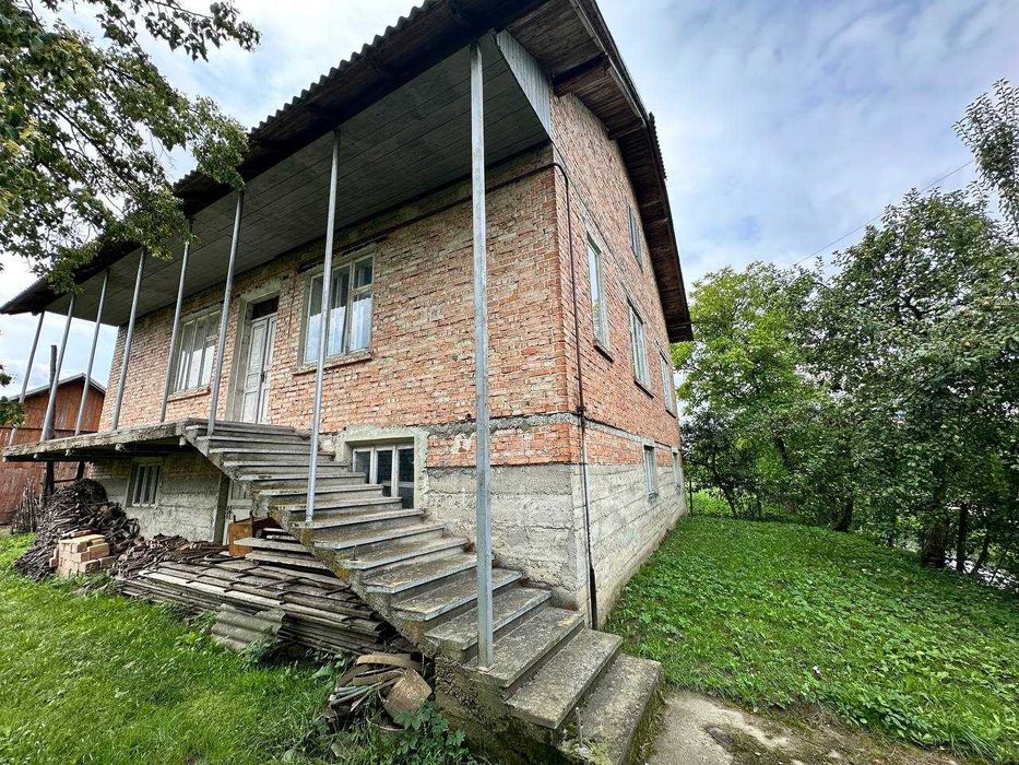 Продається будинок у передмісті Дрогобича (с.Михайлевичі)