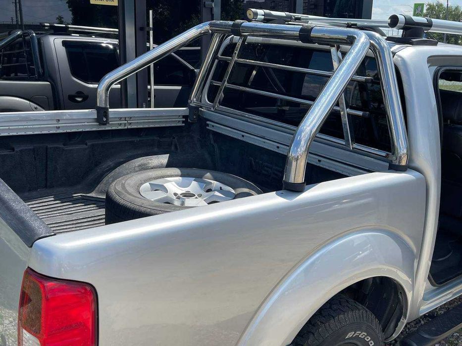 Nissan Navara 2.5 автомат