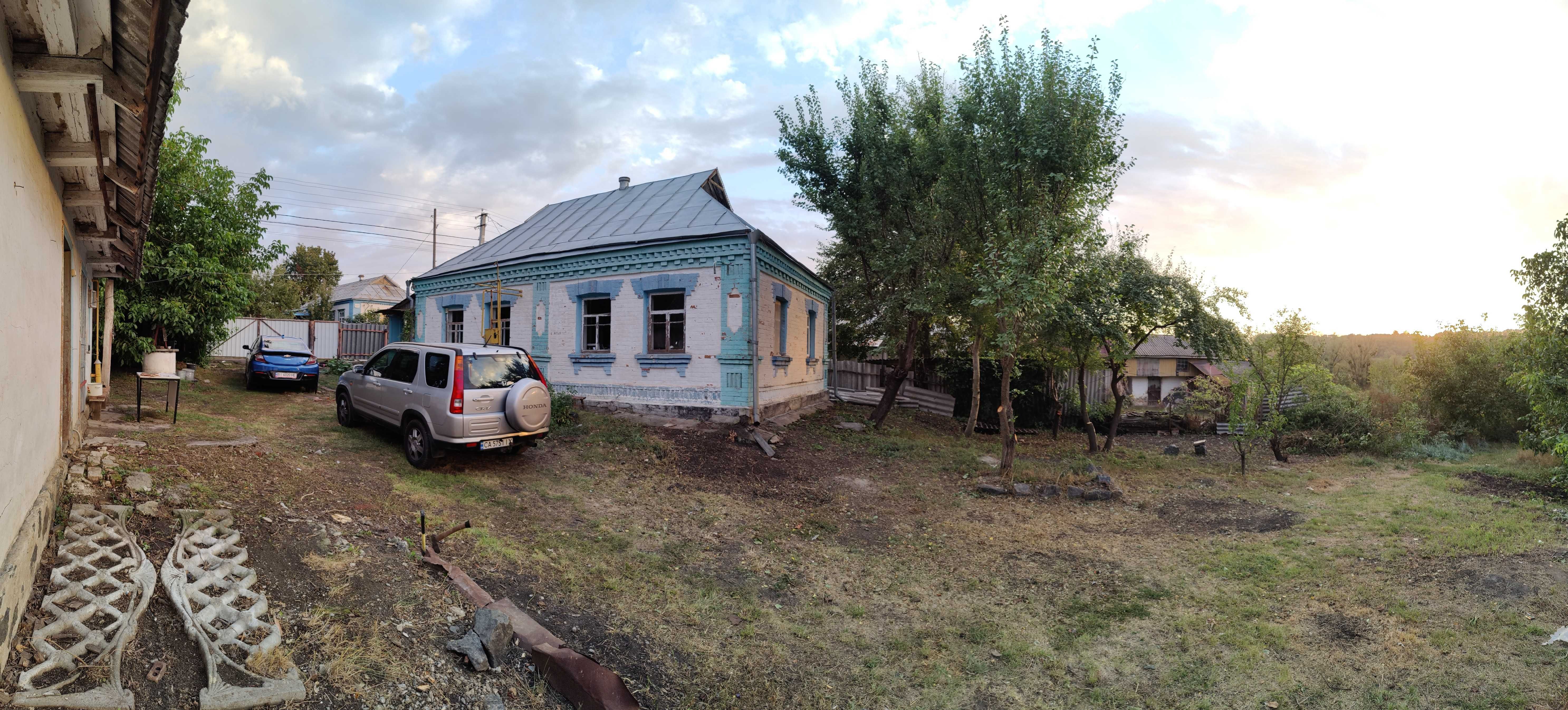 Цегляний будинок з газом с.Воронівка на річці Вільшанка Городище