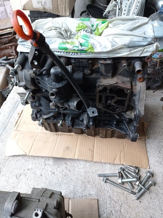 2.0 VW Skoda Seat Audi Silnik CEG Osprzęt kolektor