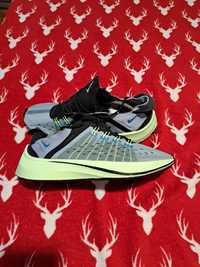 Obuwie roz 44.5 Nike EXP- X14