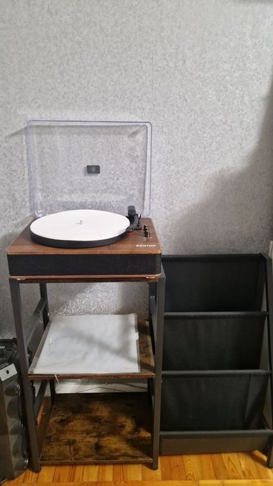 Виниловый проигрыватель Fenton RP162