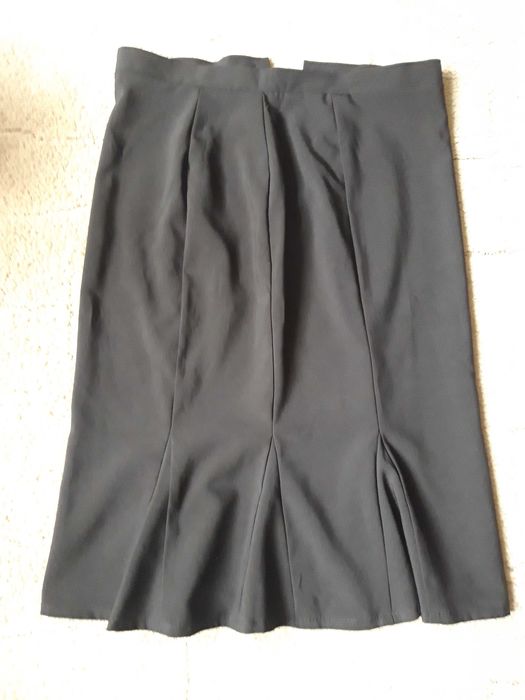 Юбка миди офисная чёрная L как новая