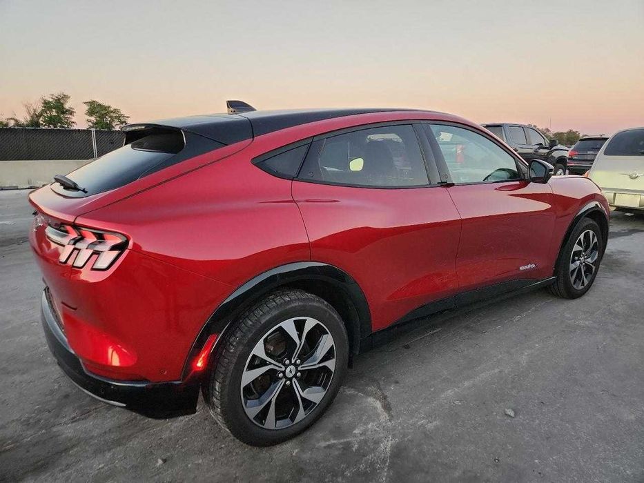 Ford Mustang Mach-E Premium 2023