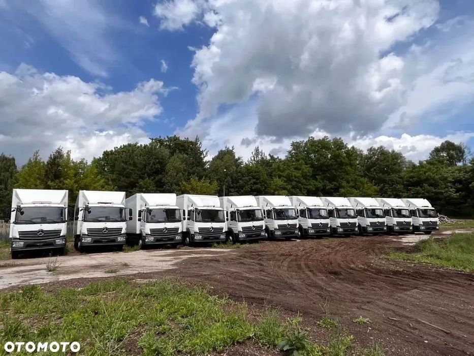 Mercedes-Benz ATEGO 1318L KONTENER 8.20 m | 20 PALET | EURO-6  Ład 6 220 Kg | Winda | Manual | Kamera