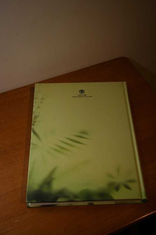 Livro "Os Segredos da Natureza - As Aves I"