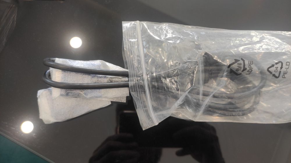 HDMI, VGA, and USB A to USB B Cables64171727680515122