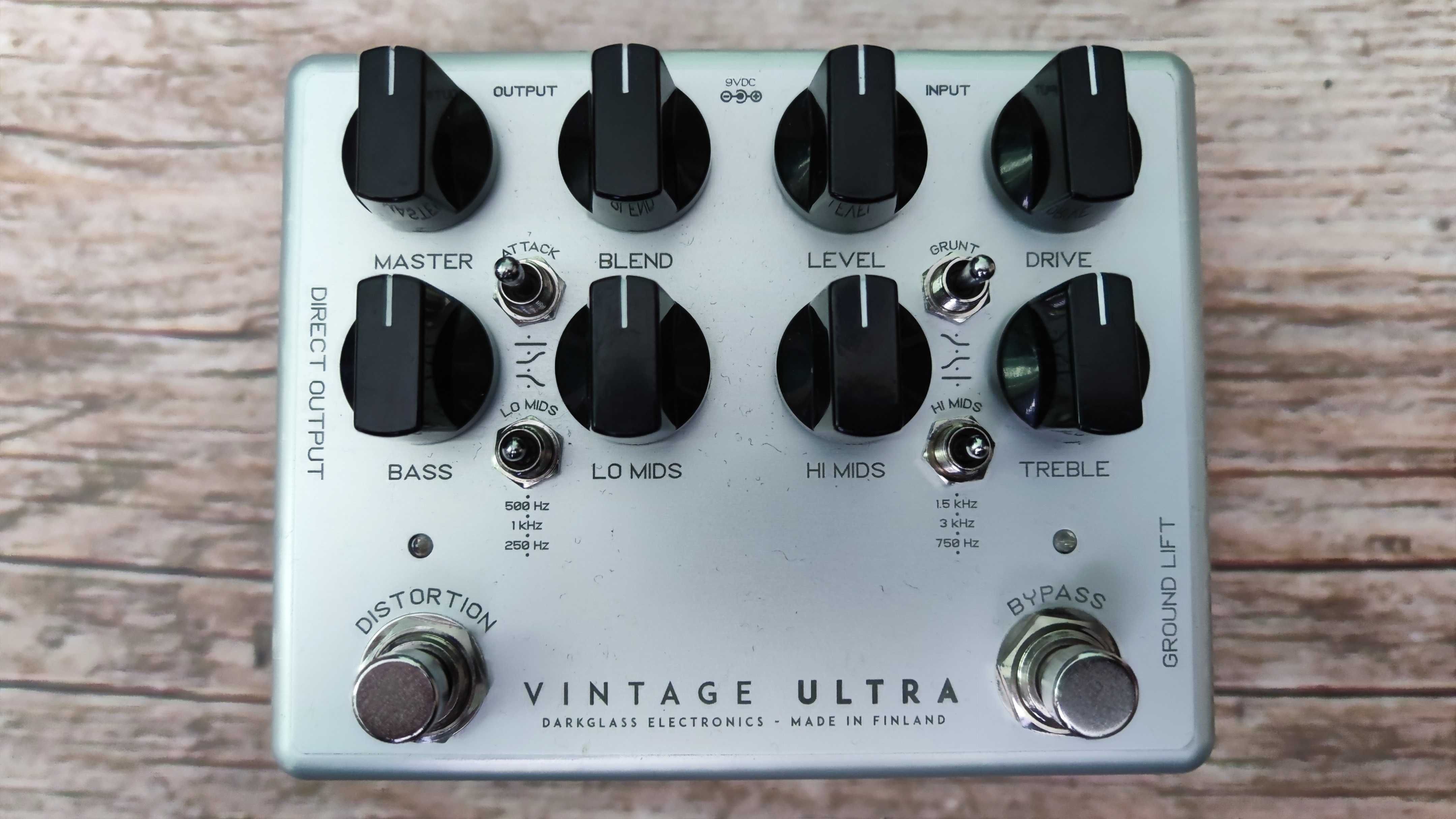 Darkglass Vintage Ultra - preamp basowy [PRÓBKI]