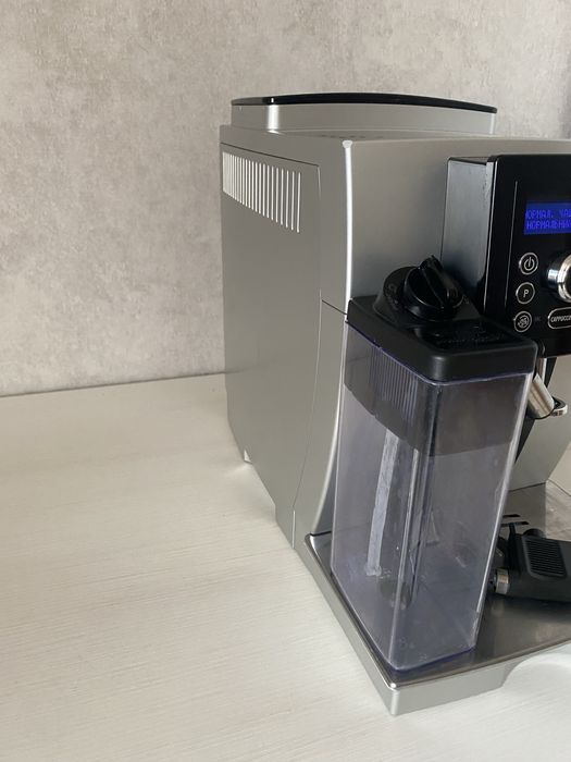 Кавомашина DeLonghi Cappuccino Intensa ECAM 24.467/23.466/23.450 Нова