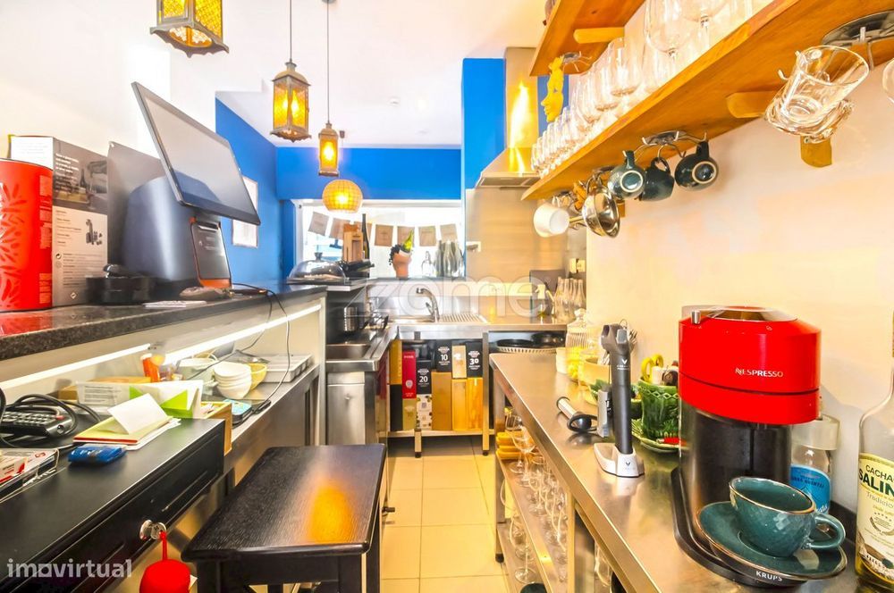 Restaurante/Bar na Baixa do Porto para Trespasse