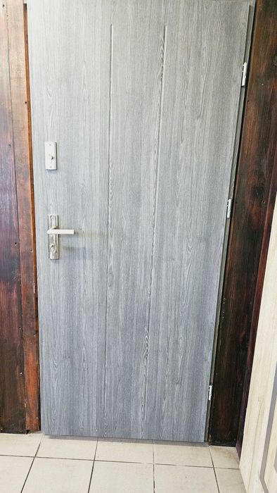 Drzwi do mieszkania ERKADO Herse Max Set 24 / 80P do wew./powystawkowe