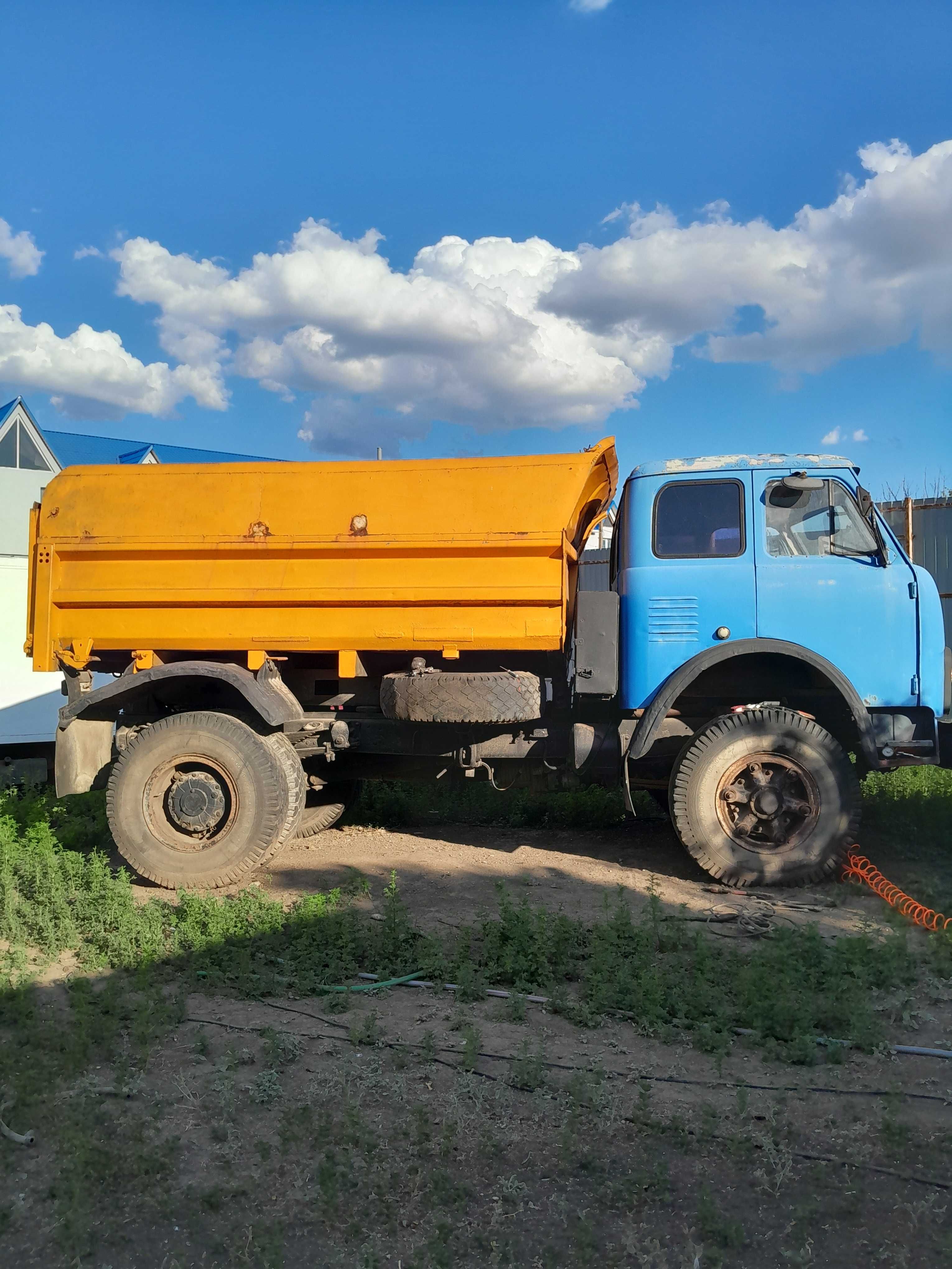 Продам Маз 5549 самосвал