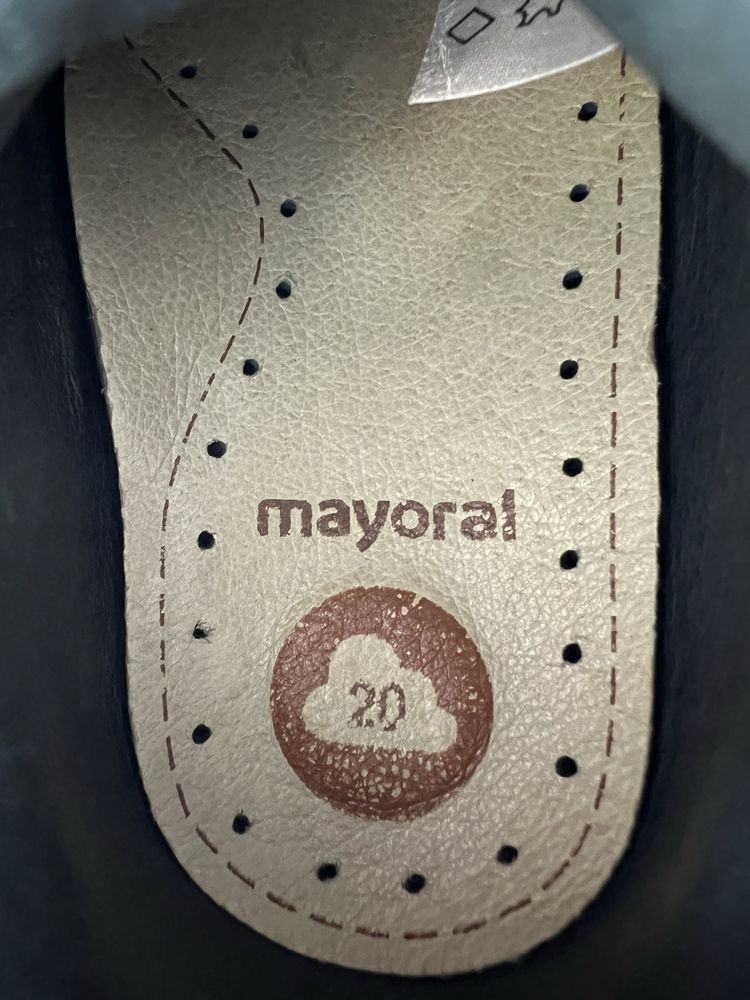 Дитячі шкіряні туфлі Mayoral 20 р.