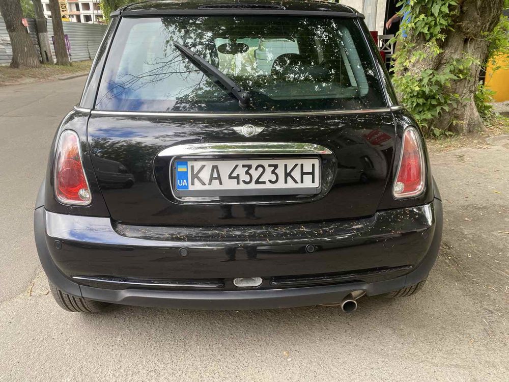 Продам Mini One 2005