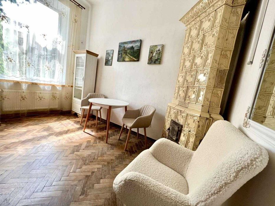 Продаж 1 кімнатної квартири + 2 однокімнатні квартири , вулиця Чубая