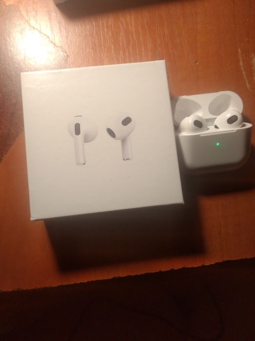 Навушники Apple air Pods