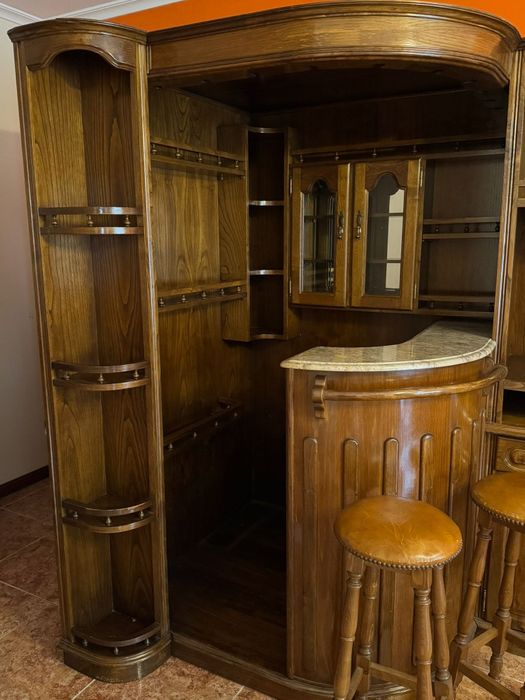 Vendo Bar em bom estado