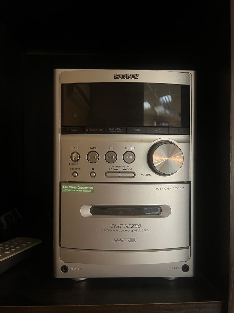 Музыкавлтеый центр Sony MODEL NO. HCD-NEZ50