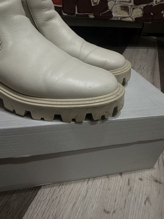 Демісезонні черевики челсі