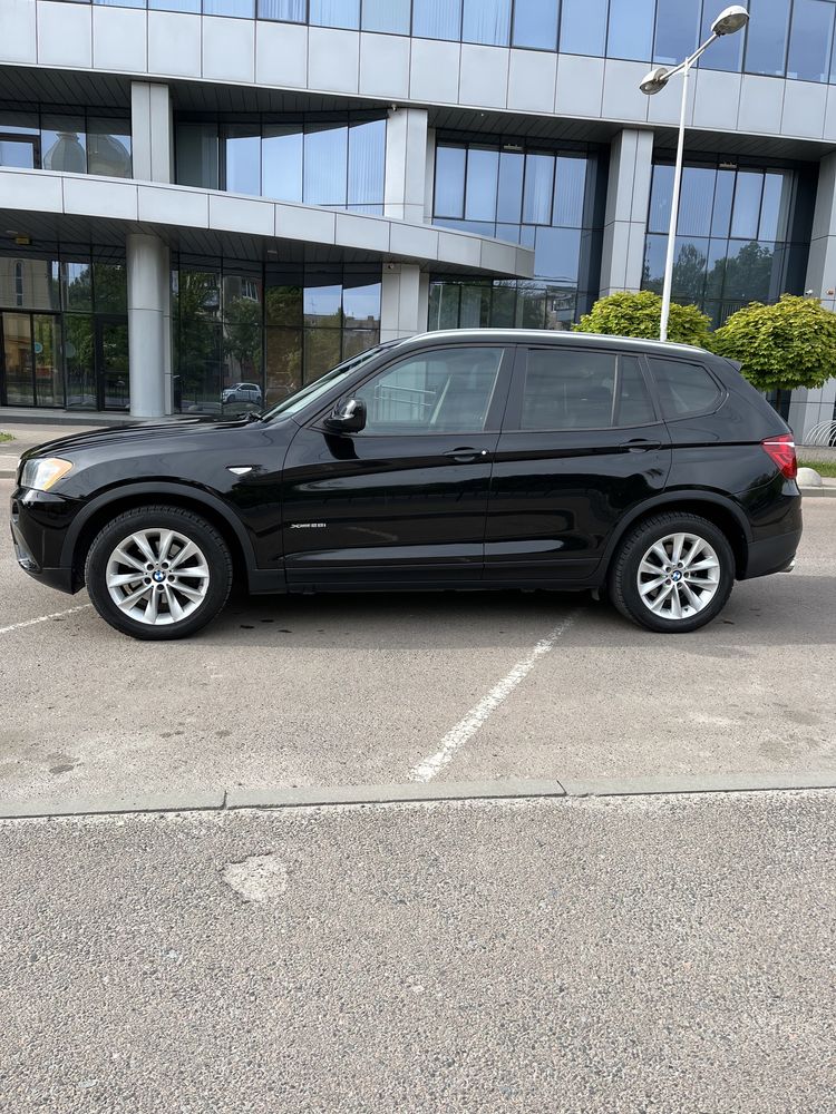 BMW x3 f25 2013 рік