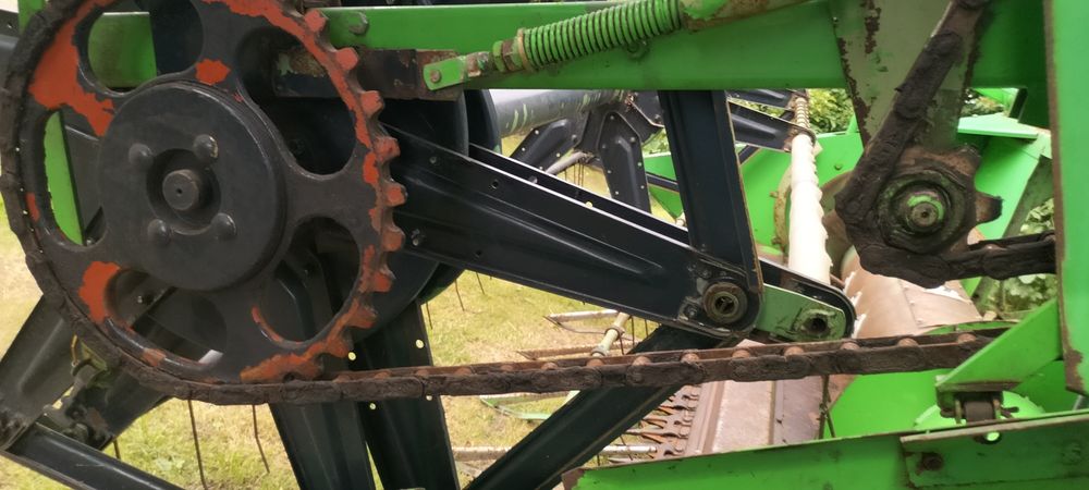 Продам комбайн Дойц Фар 1080