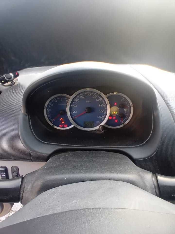 Mitsubishi L200 em bom estado! Pronta a andar!