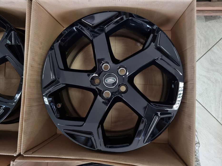 Czarne Alu Felgi 20 Cali Land Rover Range Rover Sport Discovery 3/4/5