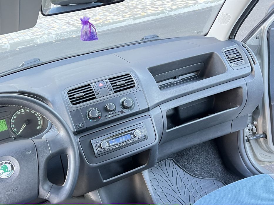 Skoda fabia 2 гарний стан