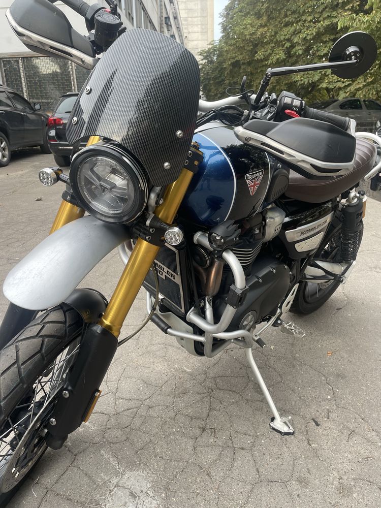 Triumph scrambler 1200 XE