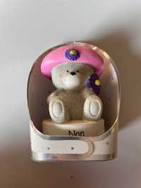 Figurka misia Nan w różowym kapeluszu