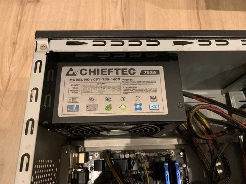 Komputer stacjonarny INTEL i7 4790, 16 GB Ram