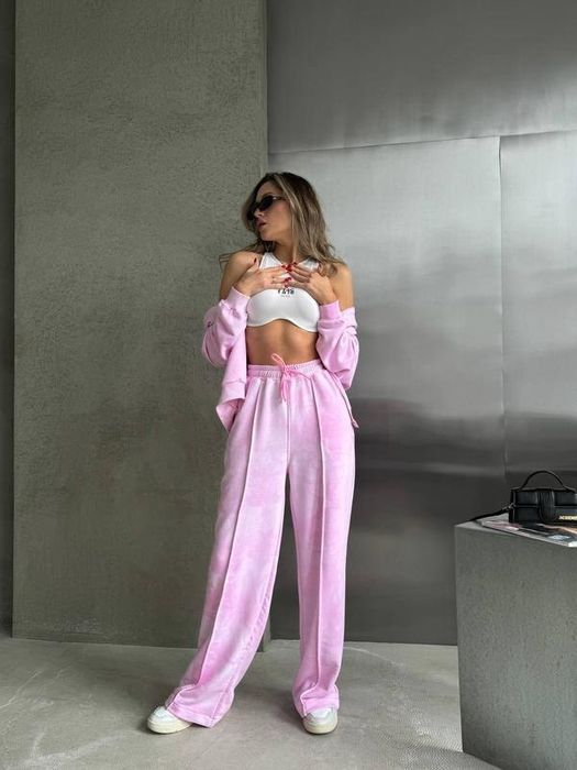 Повсякденний жіночий рожевий костюм кофта та штани Туреччина пеньє