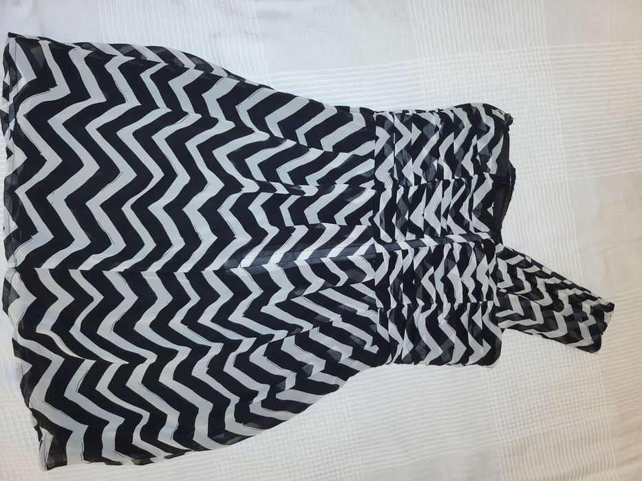 Krótka sukienka na jedno ramię H&M r.38