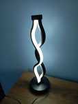 Spiralna lampka nocna, na biurko. USB