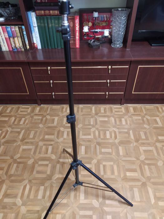 Штатив для фотоаппарата трипод для фото-, видеокамеры и телефона 2 м