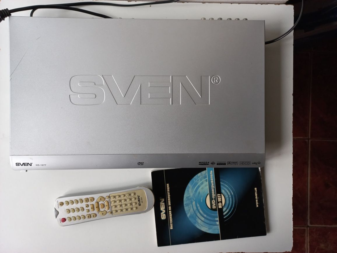 DVD програвач SVEN HD-1077