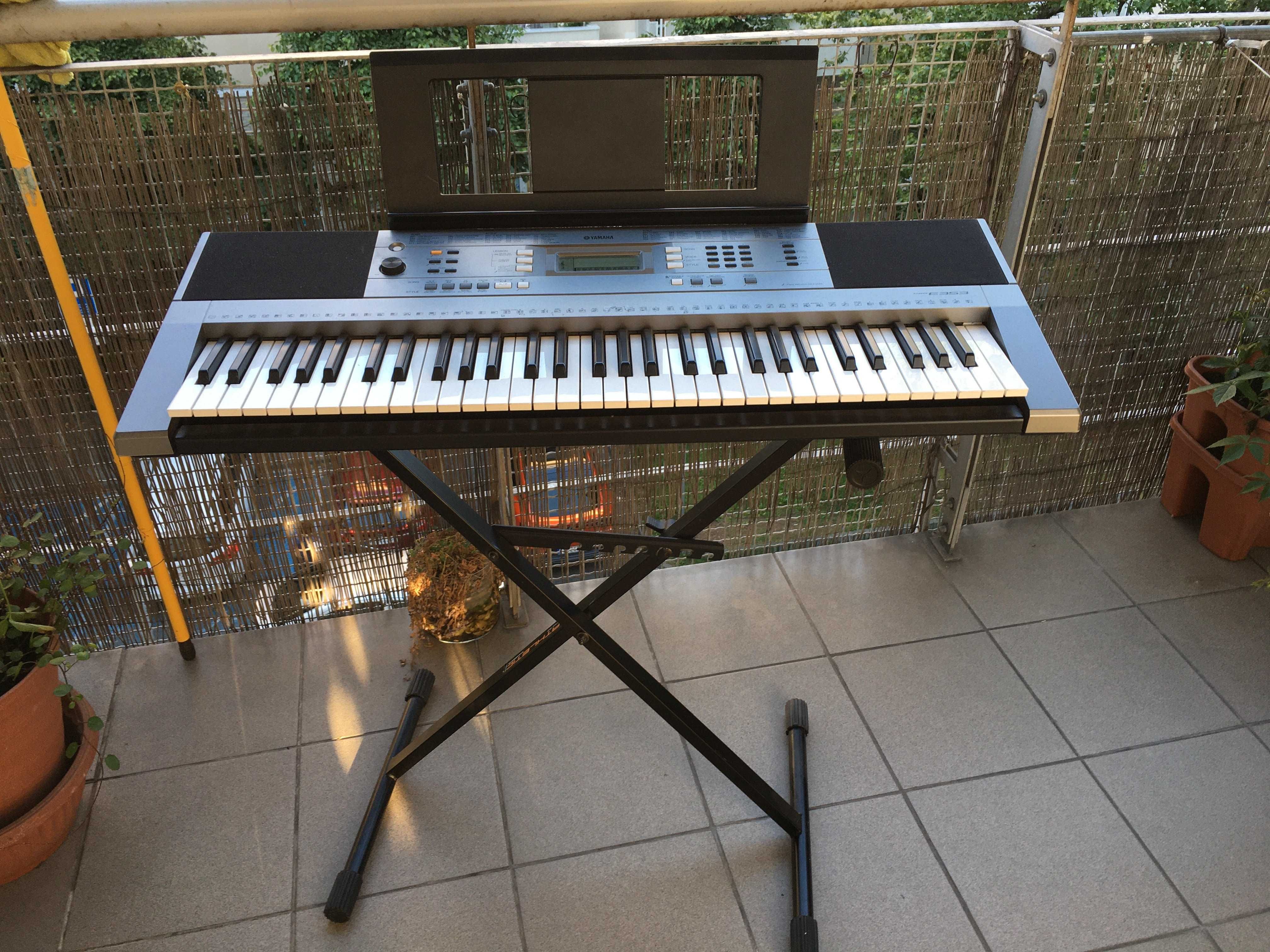 Keyboard Yamaha Psr E353