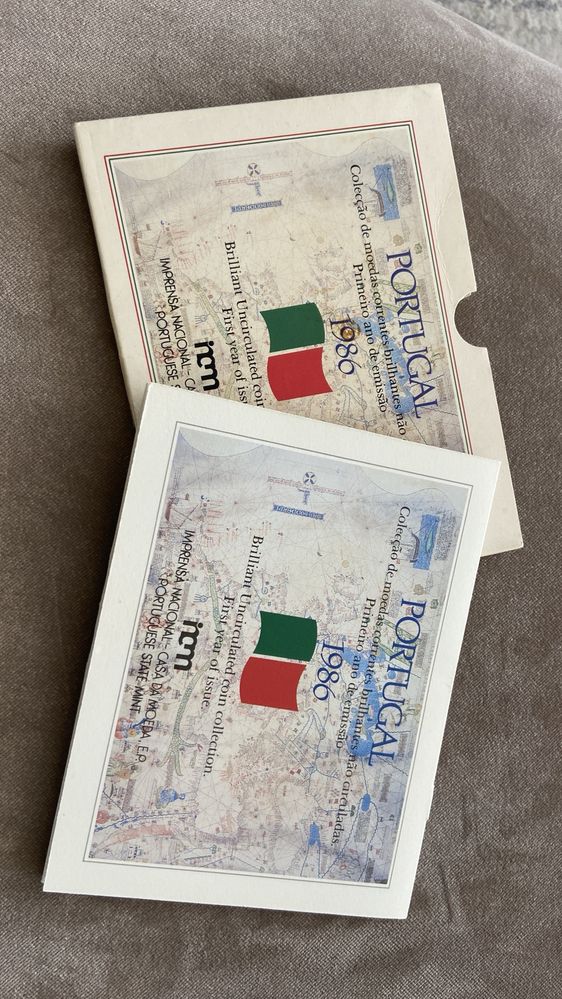 Carteiras / conjuntos de moedas Escudo comemorativas