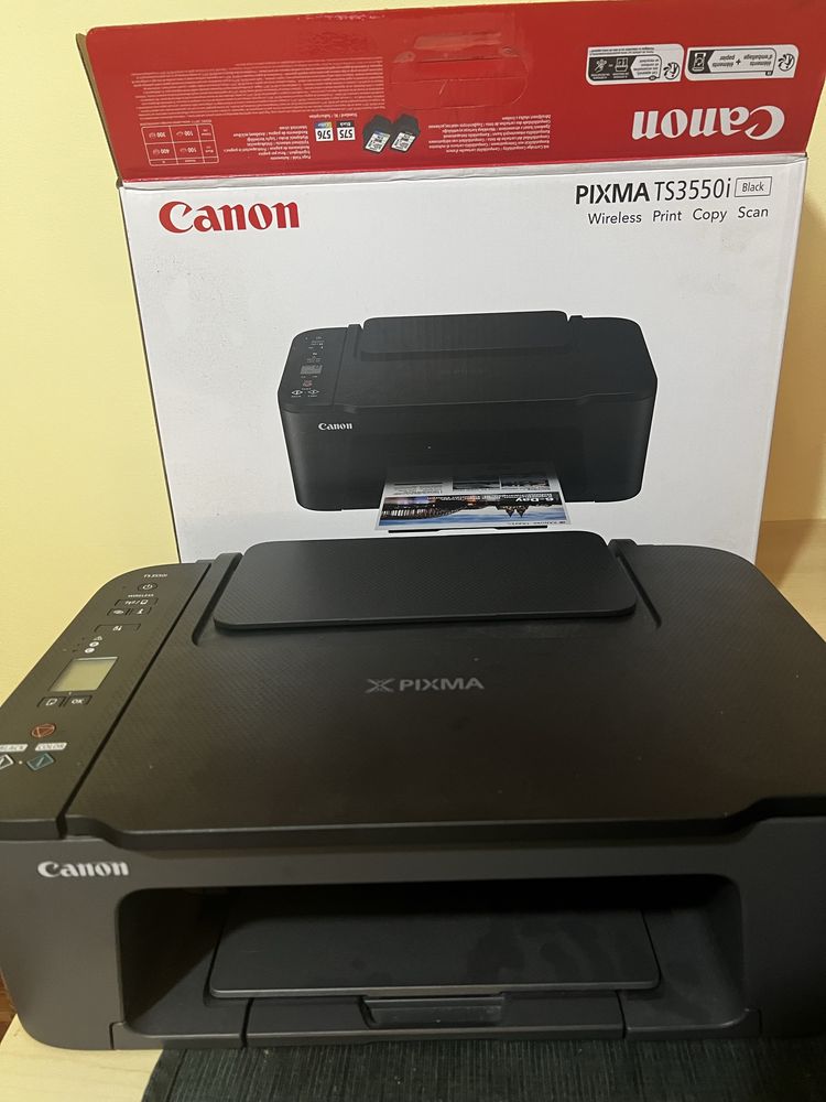 Impressora multifuncional Canon.
