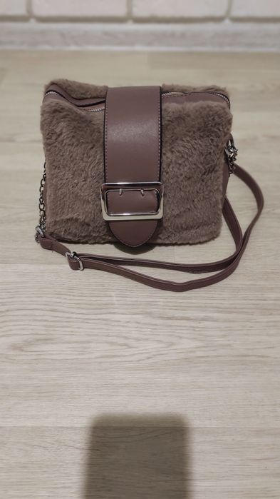 Клатч з екошкіри та екохутра