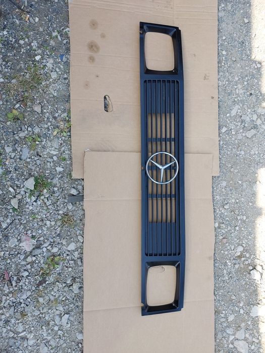 Atrapa Mercedes T1 W601