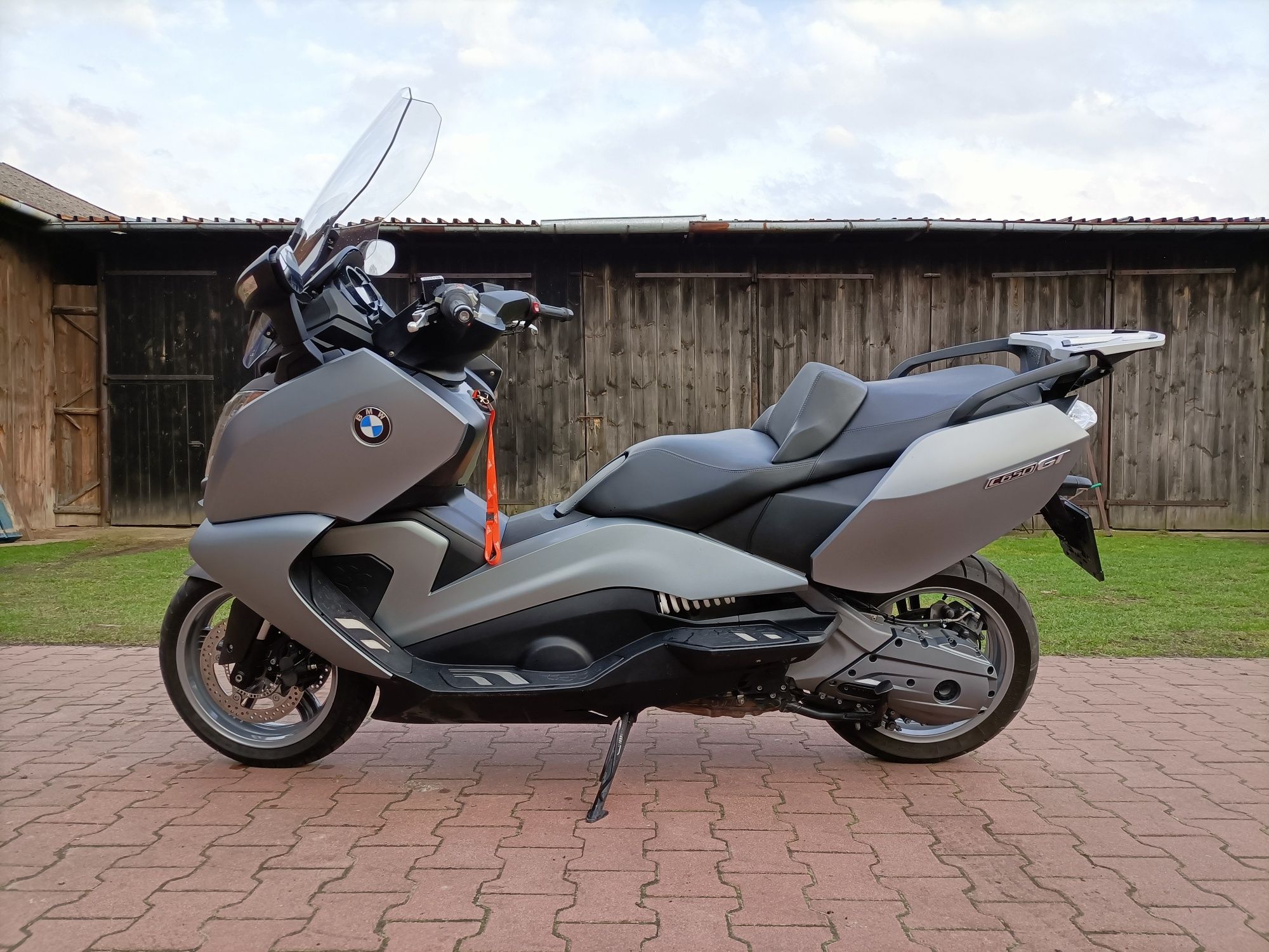 BMW C 650 GT niski przebieg 18 tys km stan BDB