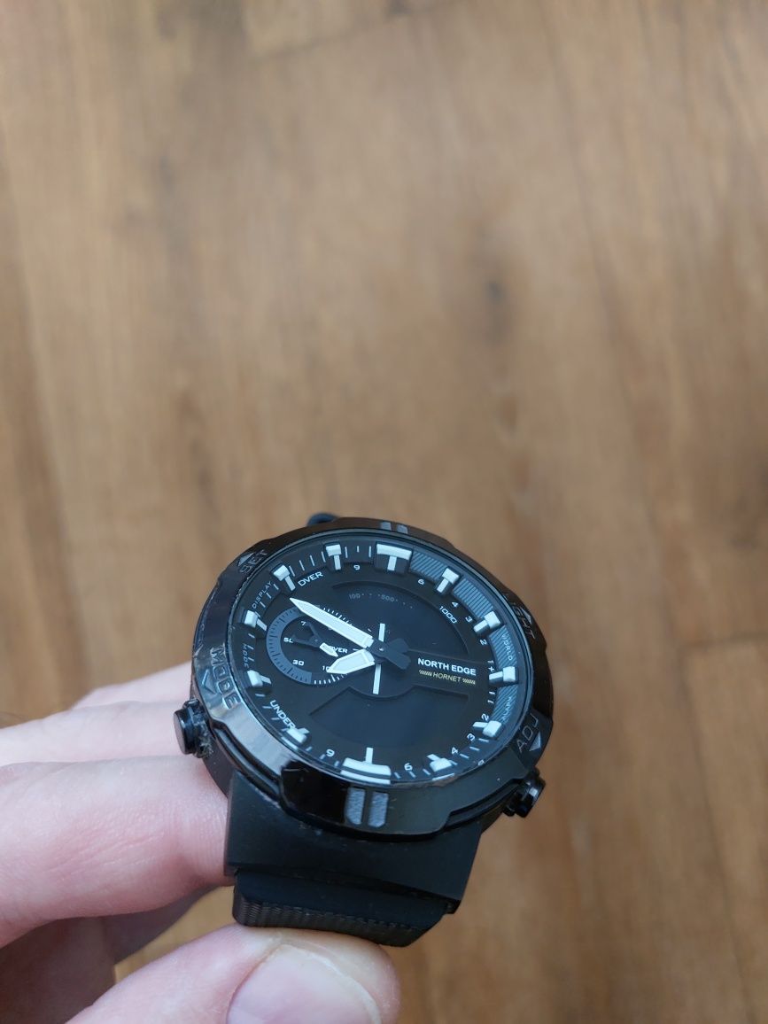 Часы North Edge Hornet
