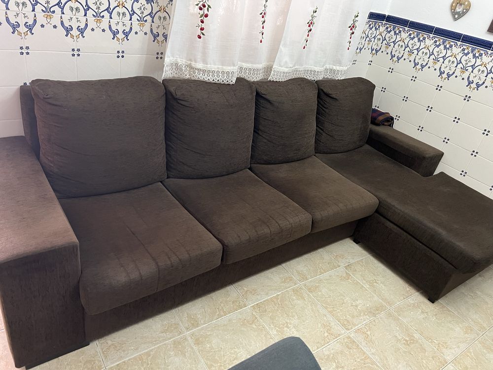 Sofá 4 lugares c/ chaiselong